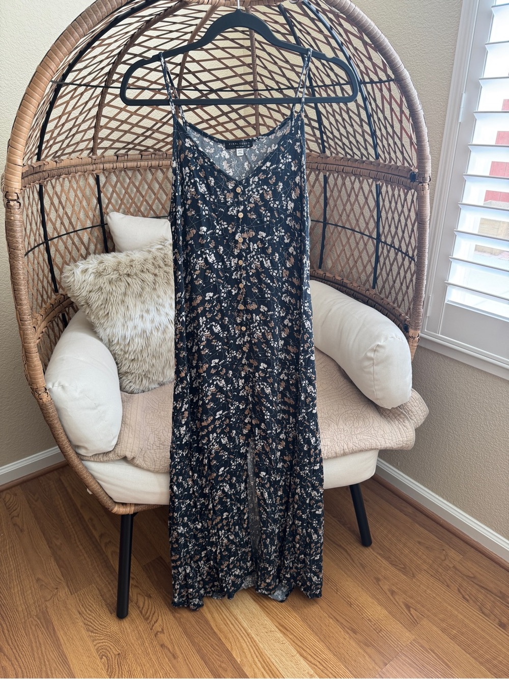 Final Touch Dark Floral Maxi Dress Large